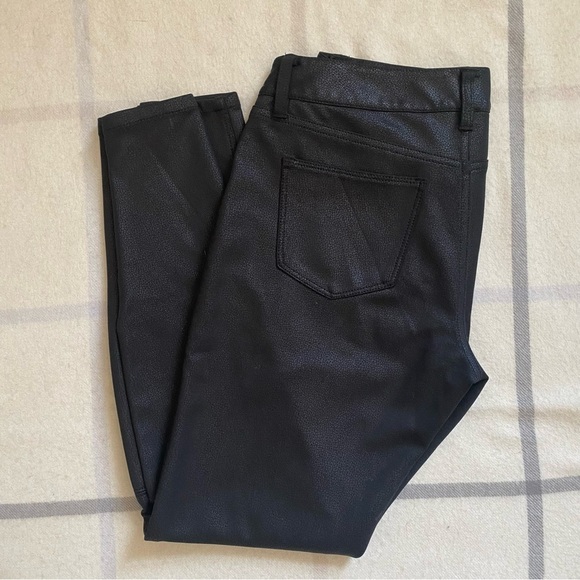 The Limited Black Faux Leather Skinny Jeggings Size 8 - Picture 14 of 14
